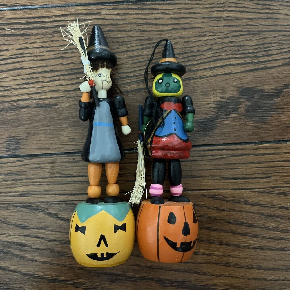 2 Vtg Halloween Wood Push Button Collapsible Puppets Toys 2 Witches